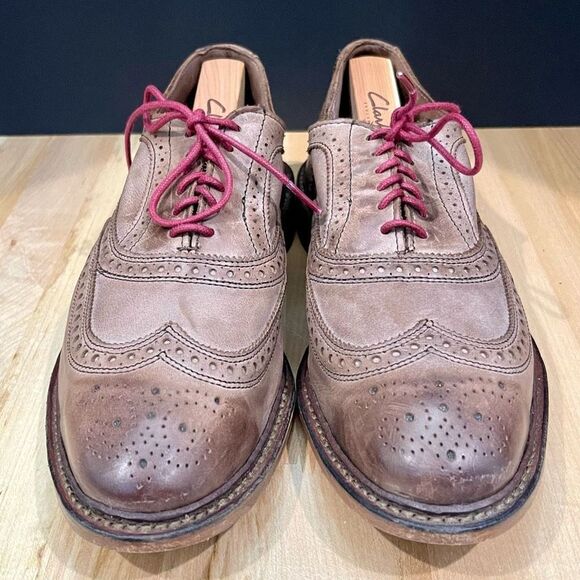 Allen Edmonds NEUMONK Brown Brogue Wingtip Oxfords. Size 9.5 (3E). - Picture 2 of 11